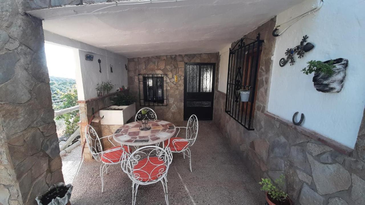 Cortijo El Cerro Alcaudete Exterior foto
